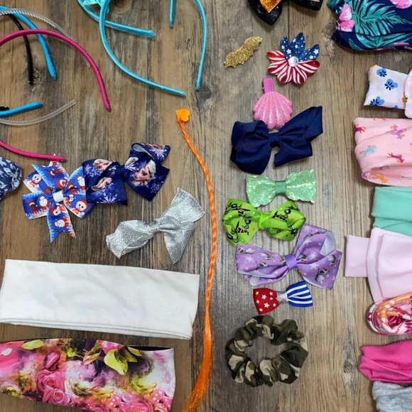 Girl's Large Hair Accessory Bundle! - Picture 6 of 9